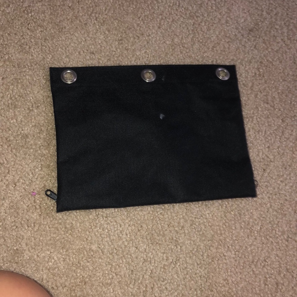 Barely used soccer pencil pouch of Columbus Crew - Picture 2 of 3